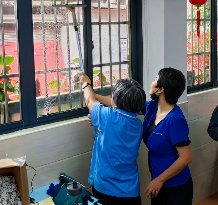 同輝家政 同輝家政